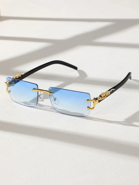 Vexuria's Stylish Sunglasses